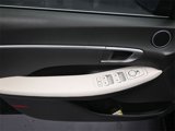 Used 2023 Hyundai Sonata SE image 5