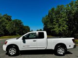 Used 2006 Nissan Titan SE w/ (R02) SE Off-Road Pkg image 2