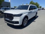New 2025 Lincoln Navigator L Reserve image 3
