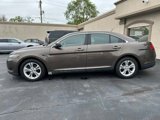 Used 2015 Ford Taurus SE image 2