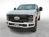 New 2025 Ford F250 4x4 Crew Cab Super Duty image 4