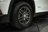Used 2025 GMC Acadia Elevation image 3