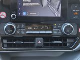 Used 2023 Toyota Highlander L image 5