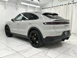 Used 2024 Porsche Cayenne Turbo image 3