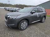 New 2025 Nissan Pathfinder Platinum image 1