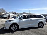 Used 2023 Toyota Sienna XLE w/ XLE Plus Package image 2