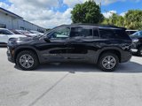 New 2026 Chevrolet Traverse LT w/ Driver Confidence Package image 2