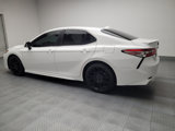 Used 2019 Toyota Camry SE image 3
