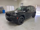 New 2025 Jeep Grand Cherokee Altitude image 4