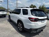 Used 2025 Honda Pilot Touring image 5