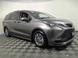 Used 2024 Toyota Sienna LE image 4