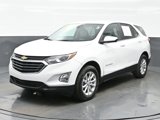 Used 2021 Chevrolet Equinox LT w/ Driver Convenience Package image 2