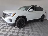 New 2025 Volkswagen Atlas SE image 4
