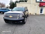 Used 2019 Chevrolet Suburban LT w/ LT Signature Package image 3
