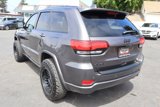 Used 2017 Jeep Grand Cherokee Altitude image 4