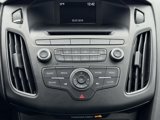 Used 2016 Ford Focus SE w/ SE Sport Package image 5