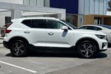 Certified 2025 Volvo XC40 B5 Core image 3