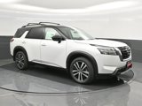 New 2025 Nissan Pathfinder Platinum image 4