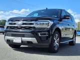Used 2023 Ford Expedition Limited image 2