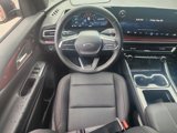 Used 2025 Chevrolet Traverse Z71 w/ Driver Confidence Package image 3