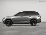 New 2025 Jeep Grand Cherokee Summit image 3