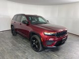 Used 2023 Jeep Grand Cherokee Altitude image 3