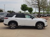 New 2025 Nissan Pathfinder Platinum image 4