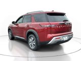 Used 2025 Nissan Pathfinder SL image 3