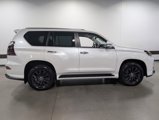 Used 2023 Lexus GX 460 Premium image 2