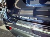 New 2025 Toyota Highlander Limited image 5