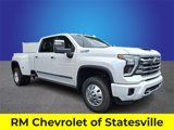 New 2025 Chevrolet Silverado 3500 High Country w/ Technology Package image 2