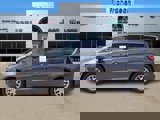 Used 2023 Chrysler Pacifica Touring-L image 3