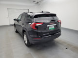 Used 2022 GMC Terrain SLE w/ Driver Convenience Package image 5