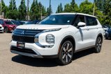New 2025 Mitsubishi Outlander SE image 3