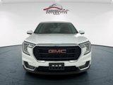 Used 2024 GMC Terrain SLE image 2