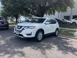 Used 2020 Nissan Rogue SV image 3