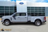 New 2025 Ford F350 Lariat image 3