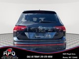 Used 2022 Volkswagen Tiguan SE R-Line image 5