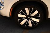 New 2025 Mitsubishi Outlander SE image 2
