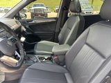 Used 2024 Volkswagen Tiguan SE R-Line image 5