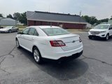 Used 2017 Ford Taurus SE image 5