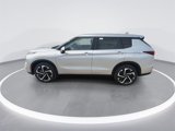 New 2025 Mitsubishi Outlander SE image 5