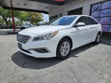 Used 2016 Hyundai Sonata SE image 2