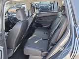 Used 2022 Volkswagen Tiguan SE image 6