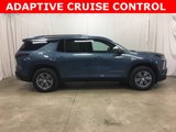 Used 2025 Chevrolet Traverse LT image 2