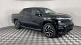 New 2025 Chevrolet Silverado EV RST image 2