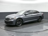 Used 2023 Volkswagen Jetta SE image 3