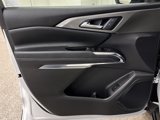 Used 2025 Chevrolet Traverse LT image 3