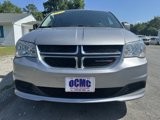 Used 2015 Dodge Grand Caravan SXT image 2