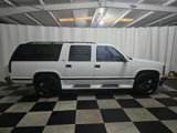 Used 1999 Chevrolet Suburban 2WD image 4